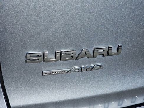 Used 2021 Subaru Ascent Premium w/ Convenience Package image 13