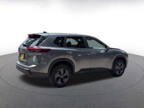 Used 2026 Nissan Rogue SV AWD/4WD image 12