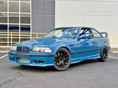Used 1995 BMW M3 Coupe RWD image 1