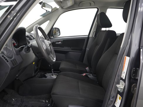 Used 2011 Suzuki SX4 AWD Hatchback image 21