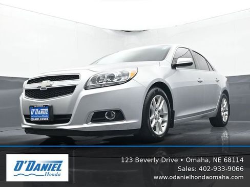 Used 2013 Chevrolet Malibu Eco w/ Navigation Package FWD image 9
