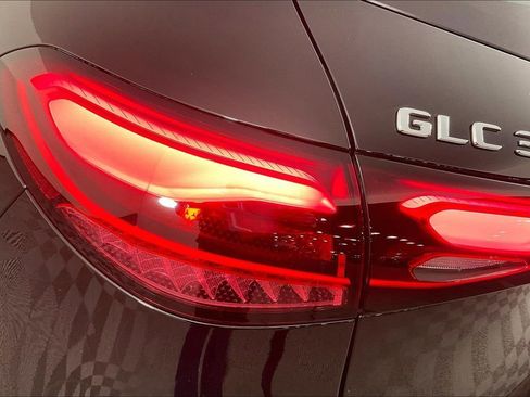 Used 2026 Mercedes-Benz GLC 300 GLC 300 image 24