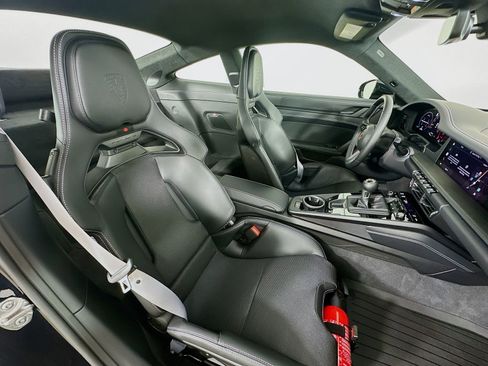 Used 2026 Porsche 911 GT3 w/ Extended Leather Package RWD image 37