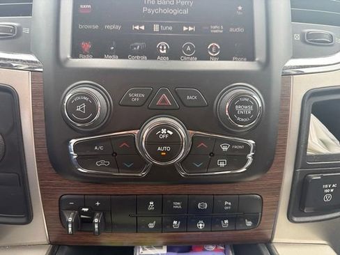 Used 2015 RAM 2500 Laramie AWD/4WD image 13