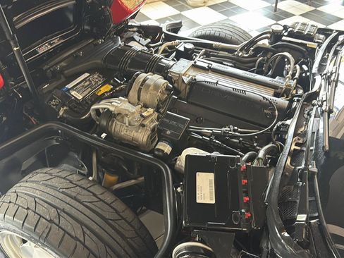 Used 1993 Chevrolet Corvette Coupe RWD image 27