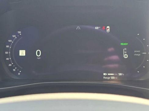 Used 2023 Volvo C40 P8 Recharge Ultimate AWD/4WD image 6