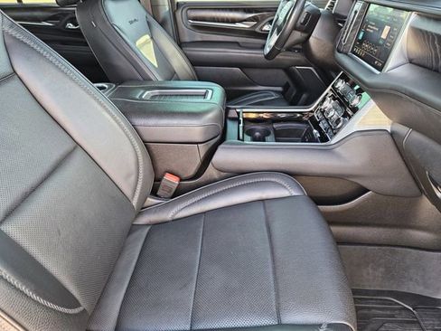 Used 2021 GMC Yukon Denali w/ Denali Ultimate Package image 15