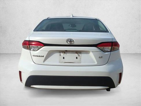Used 2022 Toyota Corolla LE FWD image 6