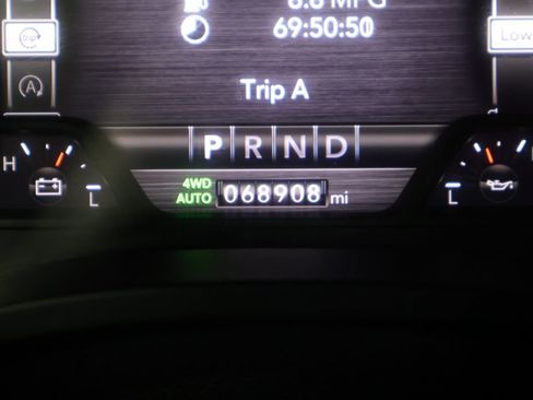 Used 2020 RAM 1500 Laramie image 37