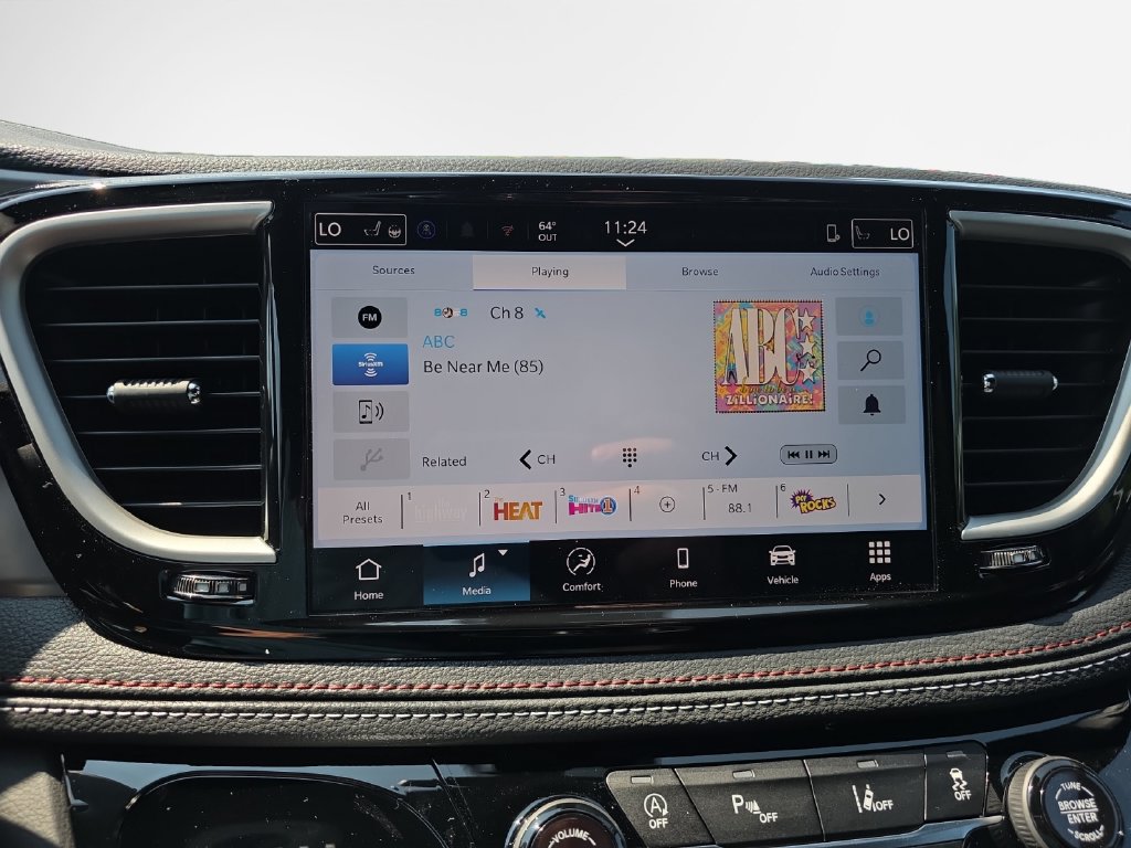 New 2027 Chrysler Pacifica Select AWD/4WD image 21
