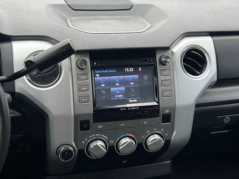 Used 2018 Toyota Tundra SR5 w/ TRD Off Road Package image 19