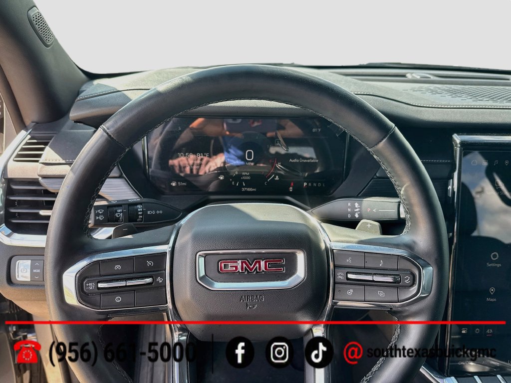 Used 2025 GMC Acadia Elevation w/ Elevation Premium Package FWD image 15