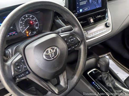 Used 2023 Toyota Corolla LE FWD image 14