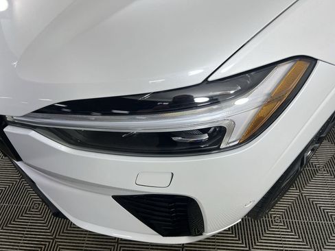 Used 2023 Volvo XC60 B6 Ultimate AWD/4WD image 35