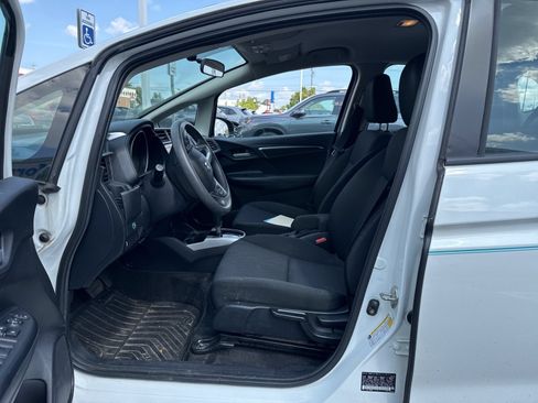 Used 2020 Honda Fit LX image 29