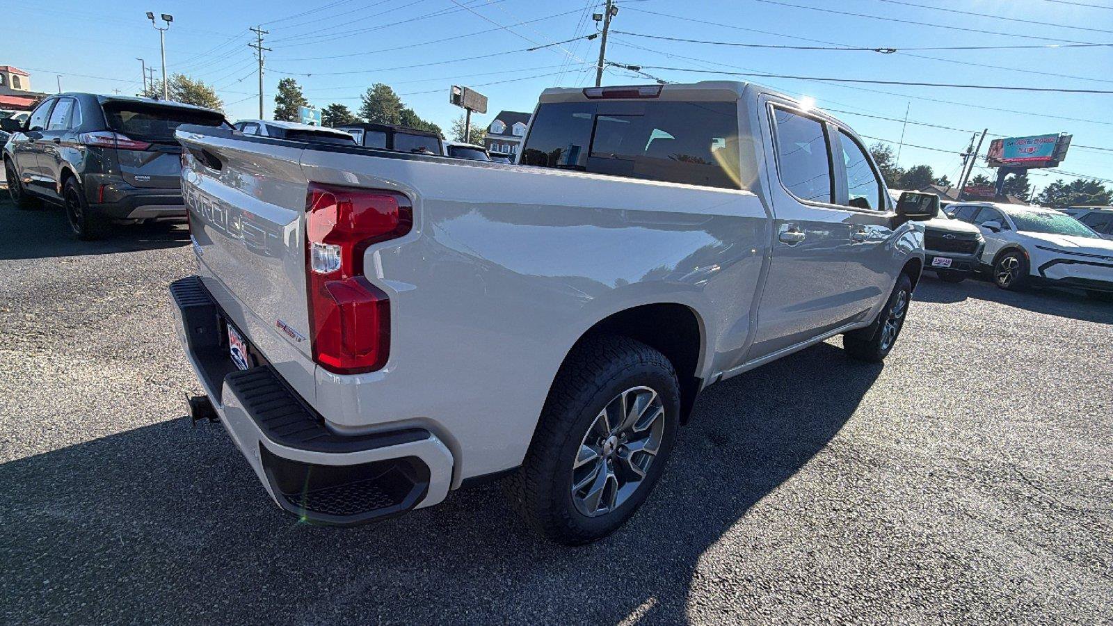New 2026 Chevrolet Silverado 1500 RST w/ RST All Star Premium Package AWD/4WD image 8