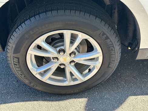 Used 2016 Chevrolet Equinox LT w/ Convenience Package AWD/4WD image 11