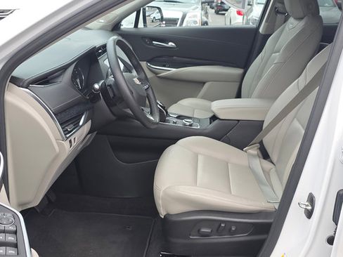 Certified 2023 Cadillac XT4 Premium Luxury w/ Cold Weather Package image 33