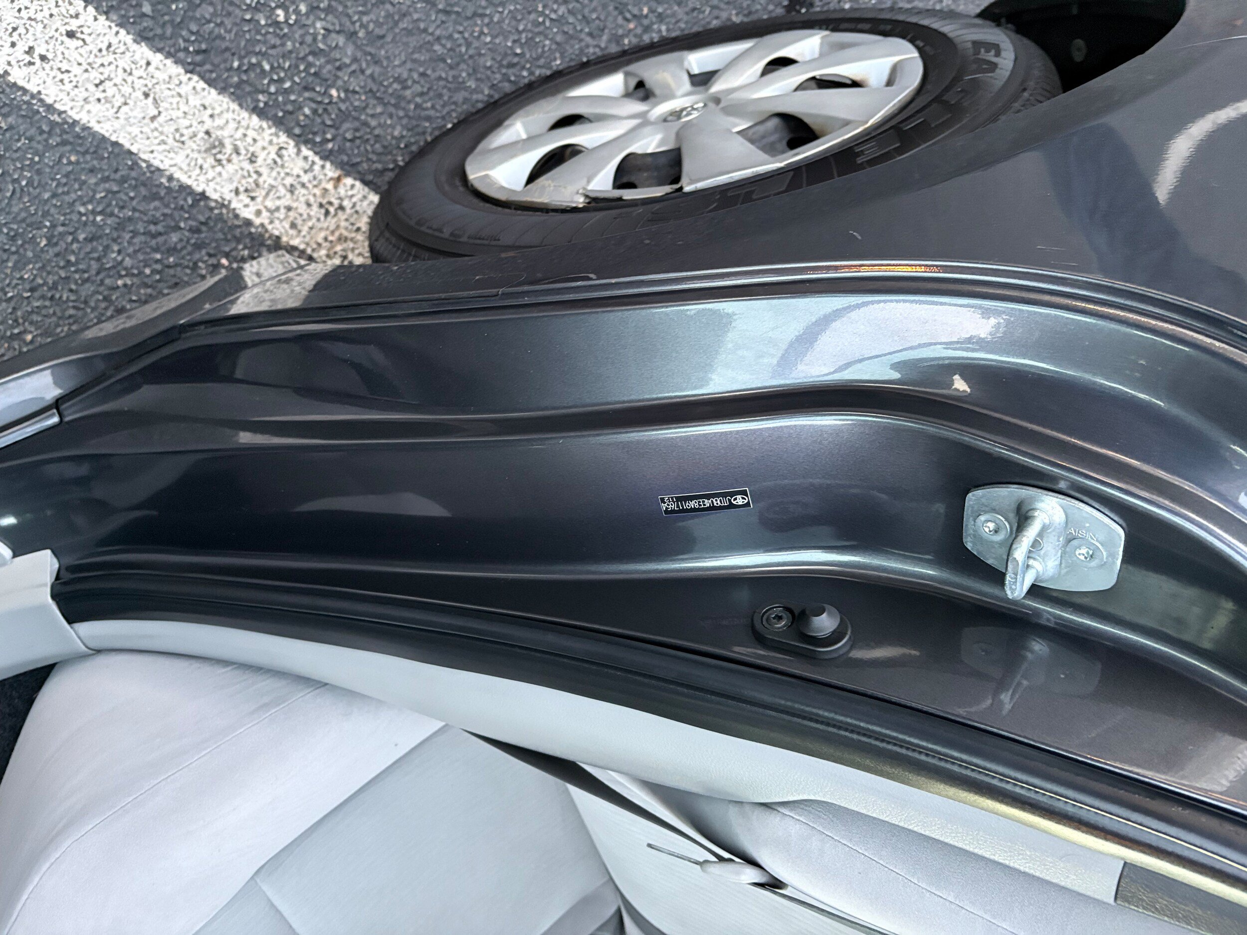 Used 2010 Toyota Corolla LE w/ All Weather Guard Pkg FWD image 21