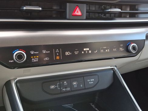 New 2026 Kia Carnival SX Prestige FWD image 16
