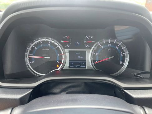 Used 2016 Toyota 4Runner Limited RWD image 17