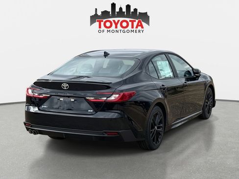 New 2026 Toyota Camry SE image 3