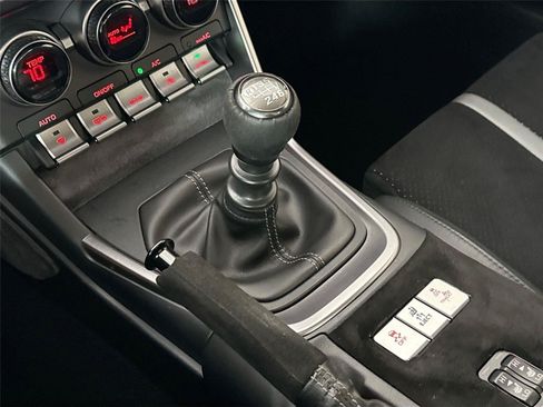 Used 2023 Toyota GR86 Premium RWD image 24