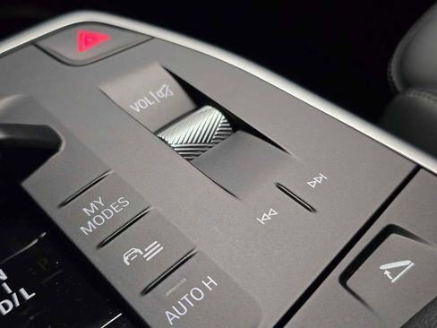 New 2026 BMW X1 xDrive28i image 33