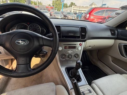Used 2007 Subaru Outback 2.5i AWD/4WD image 8