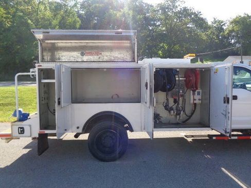 Used 2019 Ford F550 4x4 Regular Cab Super Duty image 10