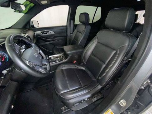 Used 2023 Chevrolet Traverse LT w/ Midnight/Sport Edition AWD/4WD image 17