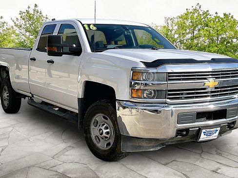 Used 2016 Chevrolet Silverado 2500 W/T w/ Snow Plow Prep Package AWD/4WD image 3