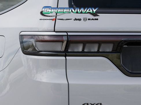 New 2026 Jeep Grand Wagoneer 4WD w/ Premium Group I image 9