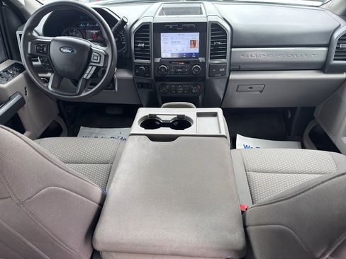 Used 2022 Ford F350 XLT AWD/4WD image 17