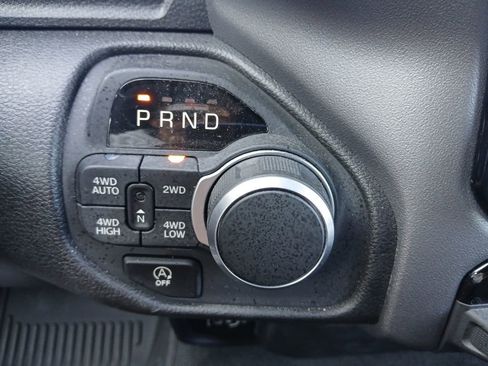 Used 2025 RAM 1500 Lone Star image 20