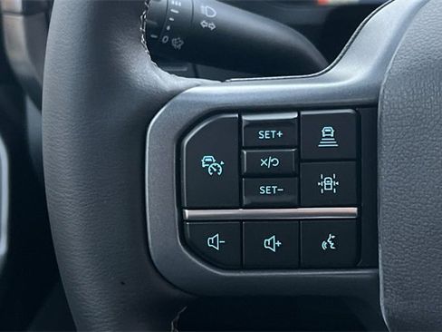 Used 2025 Ford F150 Lariat w/ Equipment Group 502A High image 28