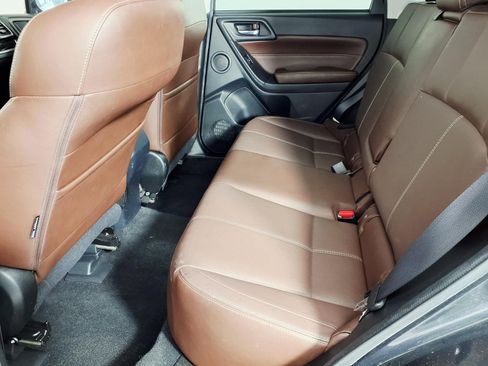Used 2018 Subaru Forester 2.5i Touring w/ Popular Package #3B AWD/4WD image 8