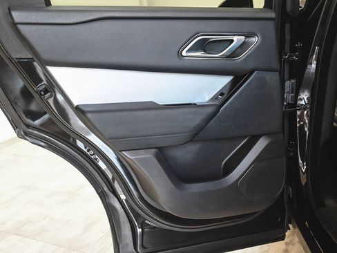 Used 2025 Land Rover Range Rover Velar S image 11