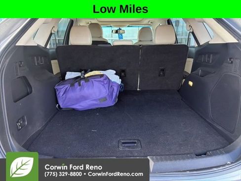 Used 2016 Ford Edge Titanium w/ Technology Package image 12