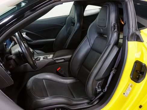 Used 2017 Chevrolet Corvette Z06 RWD image 9