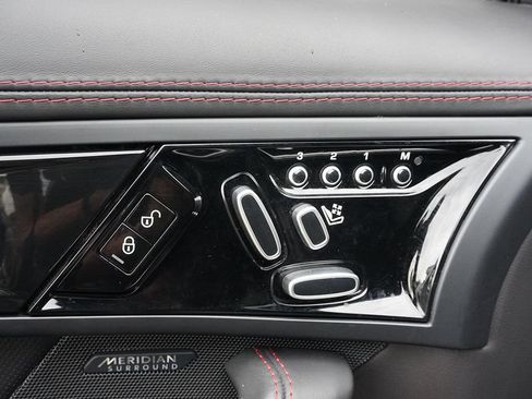 Used 2023 Jaguar F-TYPE R AWD/4WD image 37