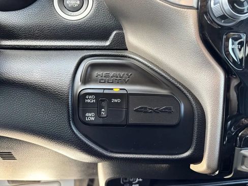 Used 2024 RAM 2500 Laramie AWD/4WD image 19