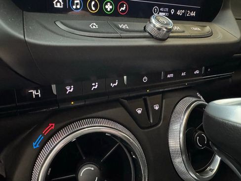 Used 2022 Chevrolet Camaro LT w/ RS Package image 25