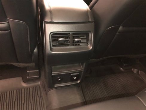 Used 2022 Ford Edge SEL w/ Convenience Package image 31