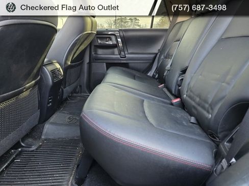 Used 2018 Toyota 4Runner TRD Off-Road Premium image 21