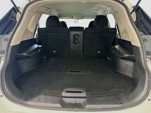 Used 2014 Nissan Rogue S AWD/4WD image 29