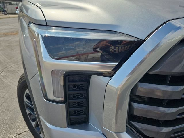 Used 2025 Toyota Tundra Limited w/ Power Package AWD/4WD image 26