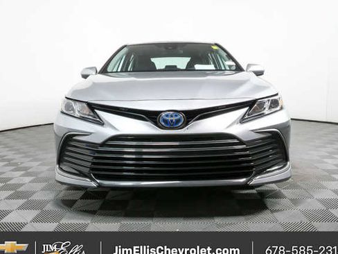 Used 2022 Toyota Camry LE image 31
