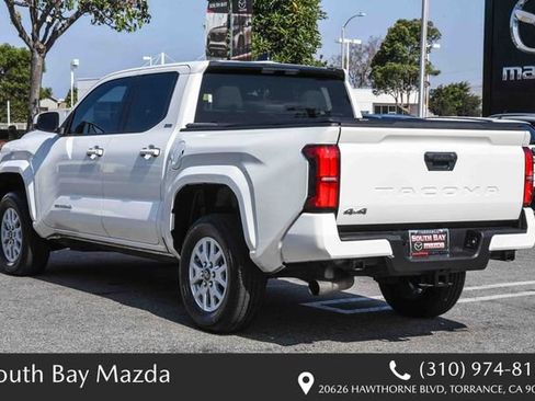 Used 2025 Toyota Tacoma SR5 AWD/4WD image 6