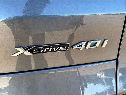 Used 2024 BMW X5 xDrive40i w/ M Sport Package image 32